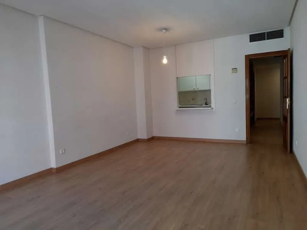 Alquiler de piso en calle Irún 23, Madrid
